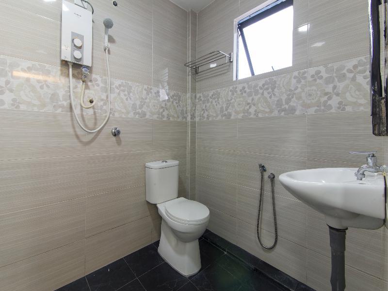 Oyo 1136 Pd Star Hotel Порт-Диксон Экстерьер фото